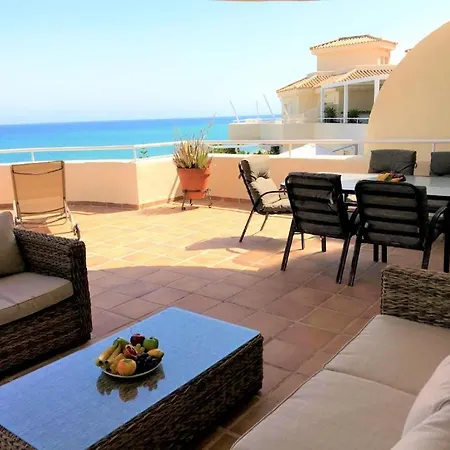 Beachfront Penthouse - El Mirador De Bermuda Appartamento Estepona