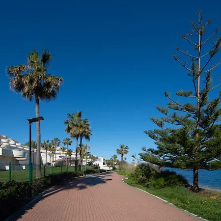 Beachfront Penthouse - El Mirador De Bermuda Estepona