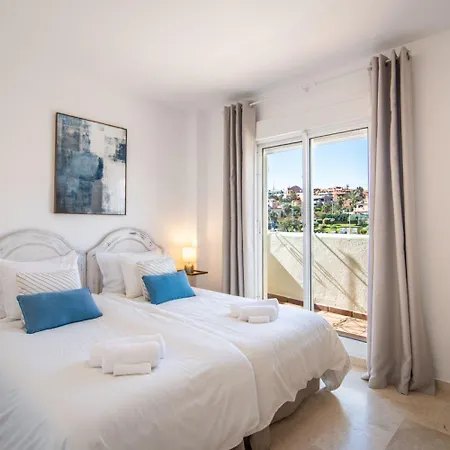 Beachfront Penthouse - El Mirador De Bermuda Estepona