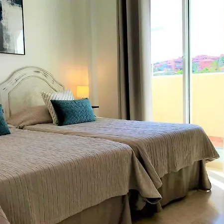 Penthouse Bermuda 2 Apartment Estepona