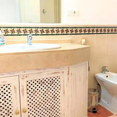 Penthouse Bermuda 2 * Estepona