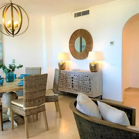 Penthouse Bermuda 2