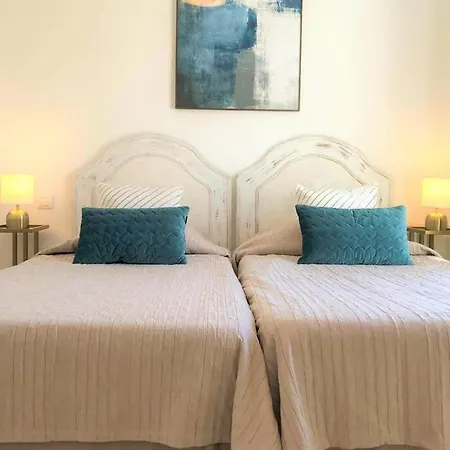 Penthouse Bermuda 2 *